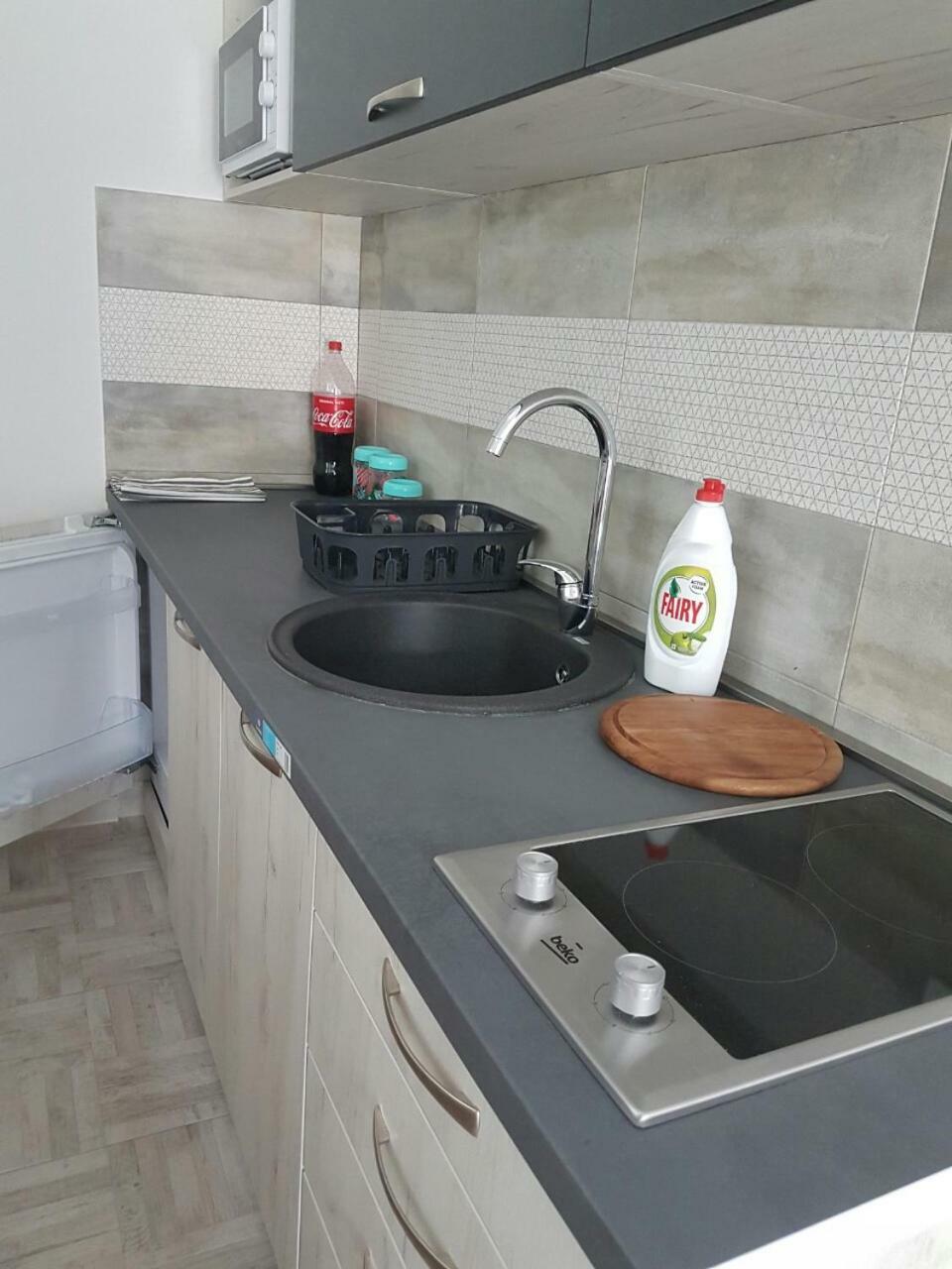 Porto Njegusi A2 Apartamento Cetinje Exterior foto